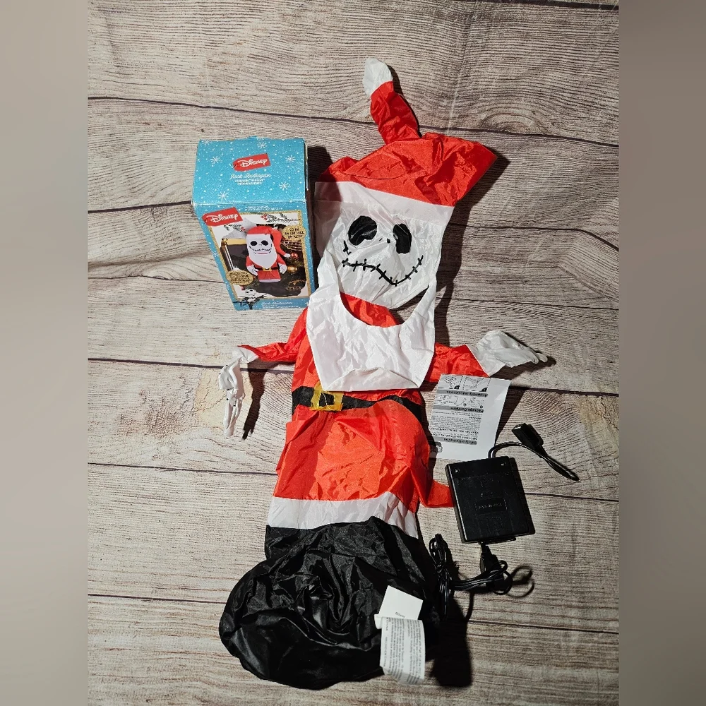 Disney Nightmare Before Christmas Jack Skellington  Santa table top inflatable - Picture 4 of 6